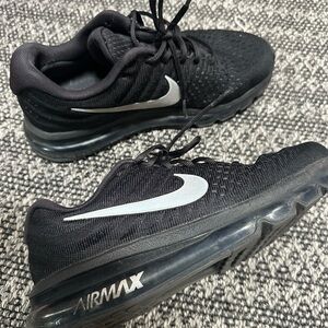 Nike airmax running sneakers